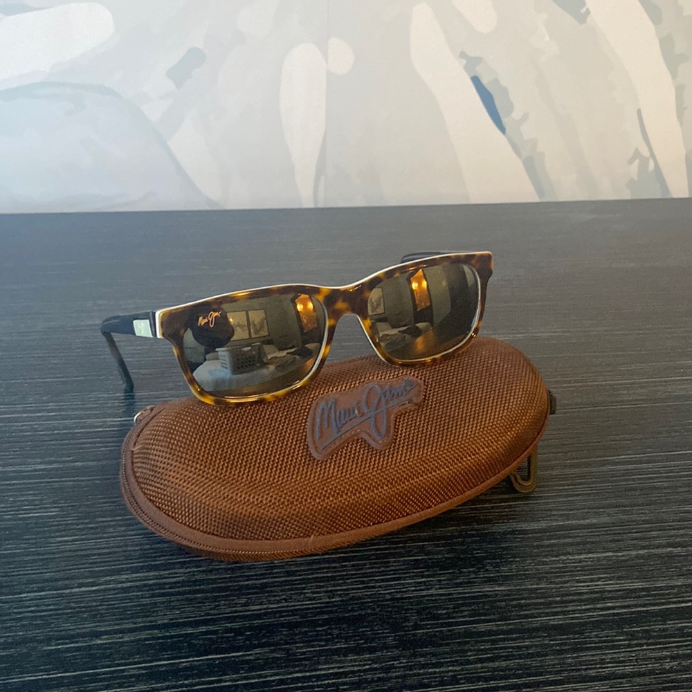Maui Jim Eh Brah Sunglasses Tortoise Lens w/ case